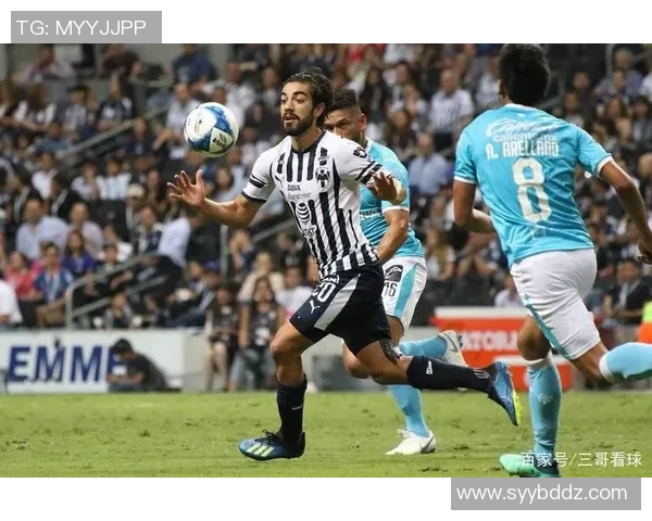 瓜达拉与莱昂的精彩对决揭示了足球战术的博弈与激情的碰撞 瓜达拉与莱昂的精彩对决揭示了足球战术的博弈与激情的碰撞